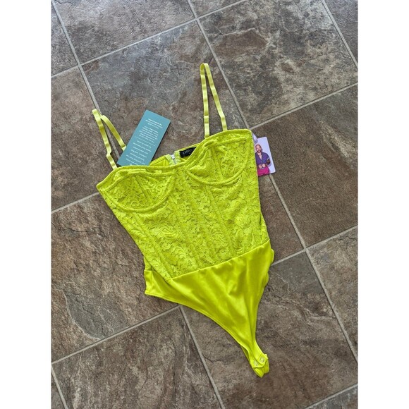 Johnny Wujek Lace Bodysuit Size 9 Nwt - Picture 4 of 10